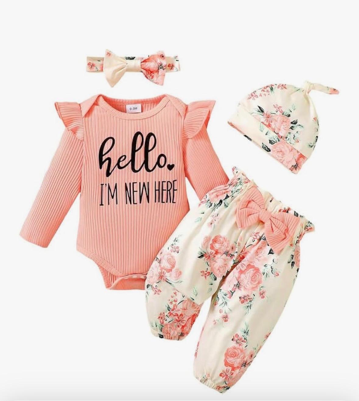 Conjunto Bebé Niña "Hello, I'm New Here" — 4 piezas
